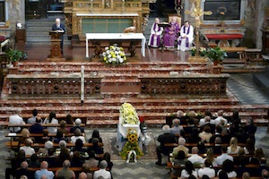 funerale andrea zanin